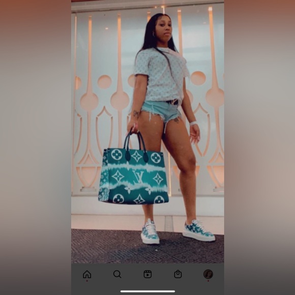 Meet your Posher, Timoney - Picture 1 of 1